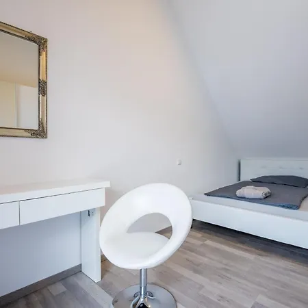 Moeblierte Penthaus 公寓 *