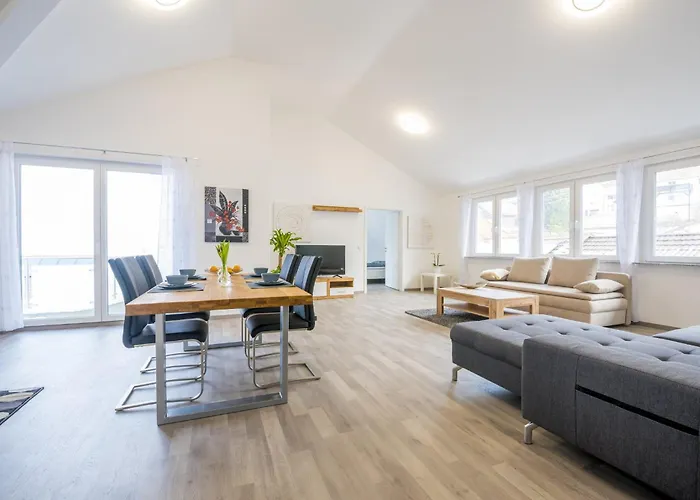 Διαμέρισμα Moeblierte Penthaus